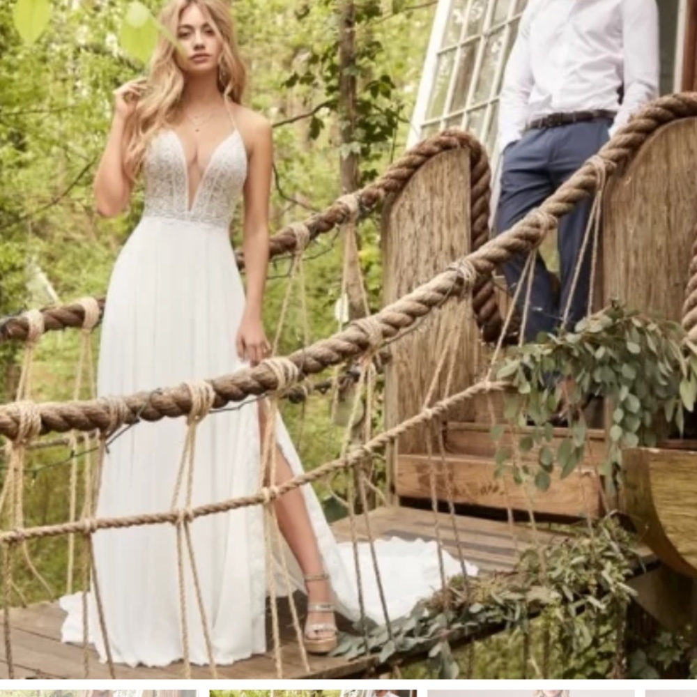 Rebecca Ingram ‘Nicole’ Wedding Dress